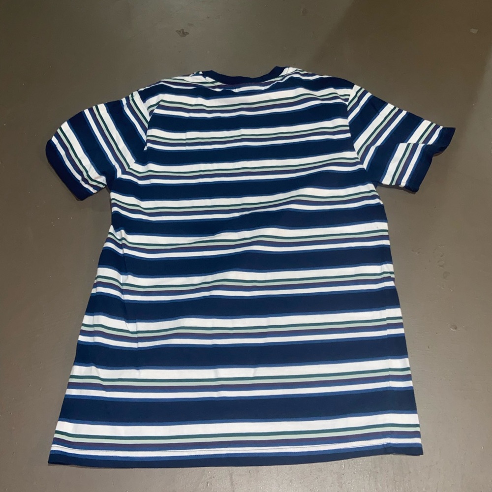Worldwide t-shirt worn a few times good condition